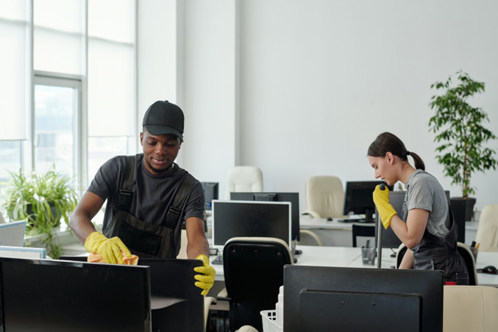 Office cleaning Bristol detail